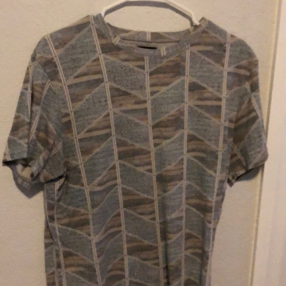 LG Pattern print T-shirt